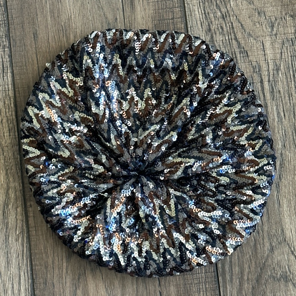 Sequin Round Beret Hat in Multicolor